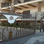 Clementina מלון פומפיי