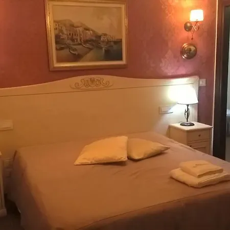 Clementina Hotel 3*
