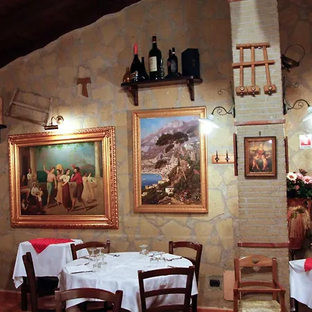 호텔 Clementina 3*