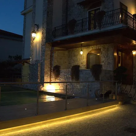 Clementina Hotel 3*
