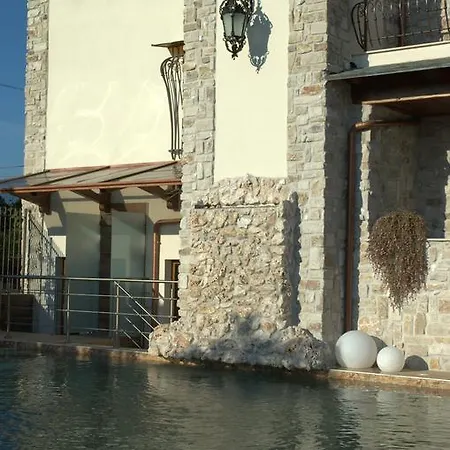 Clementina 3* פומפיי