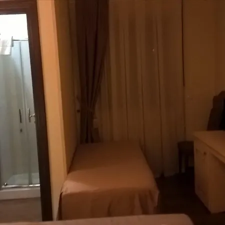Hotel Clementina