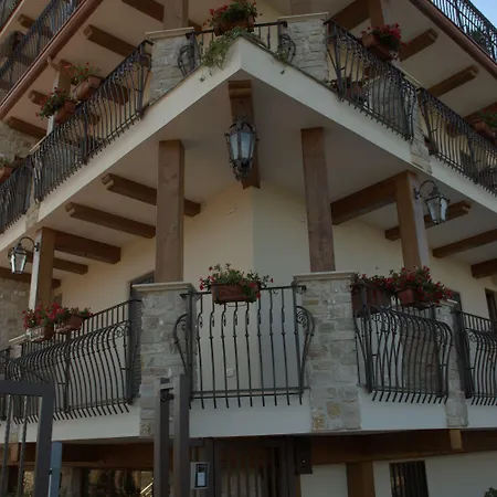 Clementina Hotel 3*