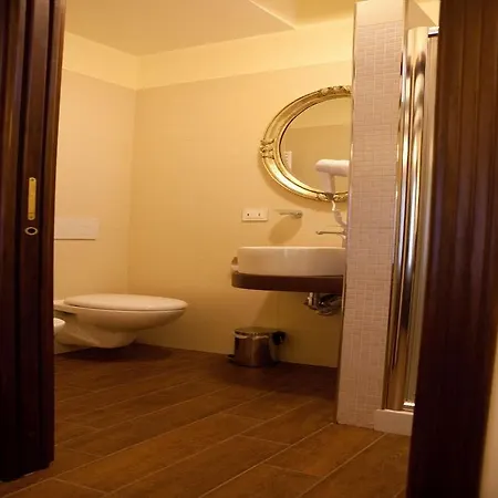 Otel Clementina